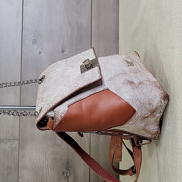 Womens Velez Brown Convertible Backpack Shoulder Bag Tote Purse - Picture 3 of 14